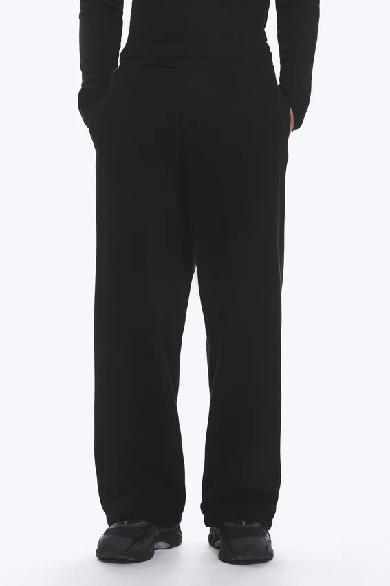 Weite Jogginghose – Schwarz Weite Jogginghose – Schwarz