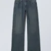 Weite, locker sitzende Low-Rise-Jeans – Lake Blue – Dunkelblau Weite, locker sitzende Low-Rise-Jeans – Lake Blue – Dunkelblau