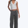 Weite, locker sitzende Low-Rise-Jeans – Risso Black – Schwarz Weite, locker sitzende Low-Rise-Jeans – Risso Black – Schwarz