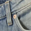 Weite, locker sitzende Low-Rise-Jeans – Stained Blue Weite, locker sitzende Low-Rise-Jeans – Stained Blue