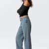 Weite, lockere Jeans mit niedriger Leibhöhe – Blue One – Mittelblau Weite, lockere Jeans mit niedriger Leibhöhe – Blue One – Mittelblau