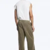 Weite Lounge-Hose aus Baumwolle – Staubiges Khaki-Grün Weite Lounge-Hose aus Baumwolle – Staubiges Khaki-Grün
