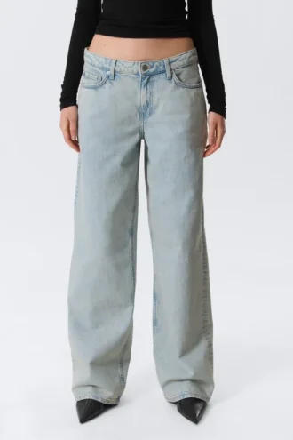 Weite Low-Rise-Jeans mit weitem Bein – Snow Blue – Hellblau