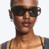 Wrap-Around-Sonnenbrille – Schwarz – Schwarze Gläser Wrap-Around-Sonnenbrille – Schwarz – Schwarze Gläser