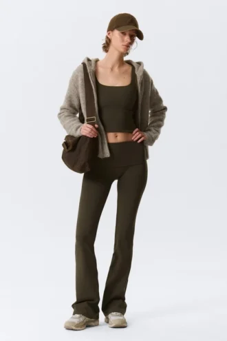 Yoga-Leggings mit gefaltetem Bund und ausgestelltem Bein – Dunkelbraun