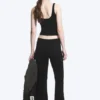 Yoga-Leggings mit gefalteter Taille und ausgestelltem Bein – Schwarz Yoga-Leggings mit gefalteter Taille und ausgestelltem Bein – Schwarz