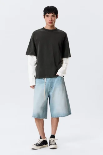 Zeilagiges Baumwoll-T-Shirt – Schwarz & Weiß