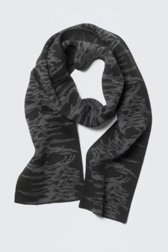 Zweilagiger Jacquard-Strickschal – Schwarz