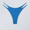 Zweilagiges brasilianisches Bikini-Höschen – Hellblau Zweilagiges brasilianisches Bikini-Höschen – Hellblau