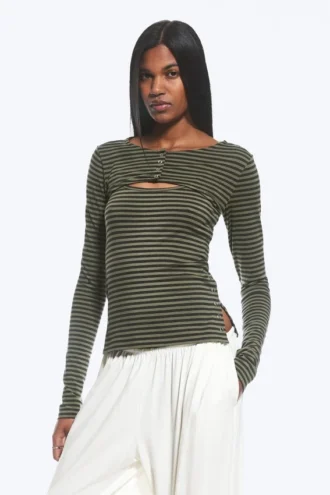 Zweiteiliges Bolero-Top mit Lagenlook – Staubiges Khaki-Grün Zweiteiliges Bolero-Top mit Lagenlook – Staubiges Khaki-Grün